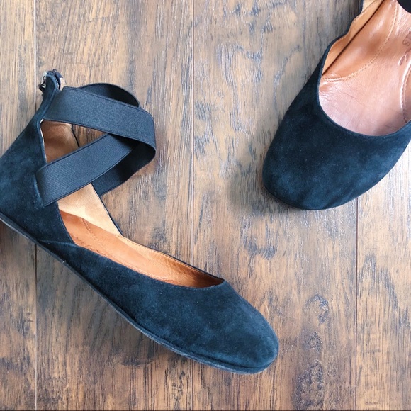 Unique Anklewrap Ballet Flats 
